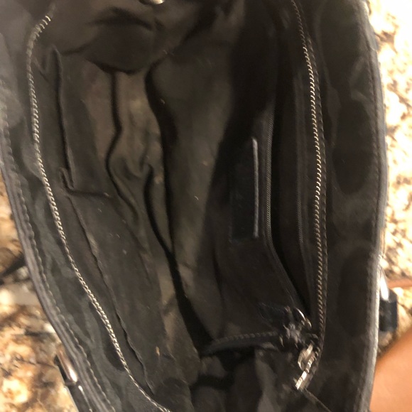 Black coach purse - Picture 2 of 4